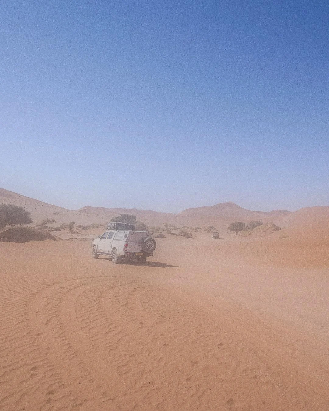 Jeep 4x4 in Namibia, geführte Tour in der Wüste mit Unterstützung auf Italienisch