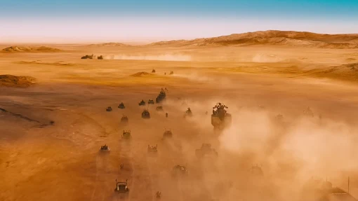 Fotogramma effettivo del montaggio: Mad Max: Fury Road